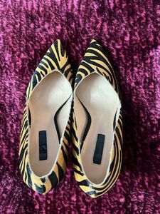 Monchrome Luxe Safari Heels