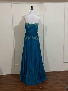 Beautiful vintage dress