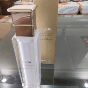 GLOW Iridescent Brightening Foam Cleanser