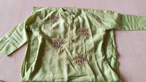 Beautiful  Rayon Silk Kurti With Aari Embroidery