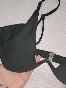 SHEIN Sexy Black Underwired Bra/ Bikini Top