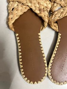 Woven Slide Sandals 👠
