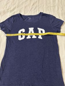GAP Women’s Tshirt