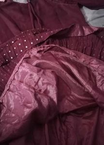 Heavy Design Aur Party Wear Ethnic Gown