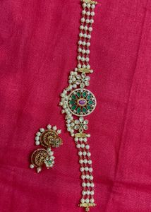 Pearl &amp; Green Gemstone Choker