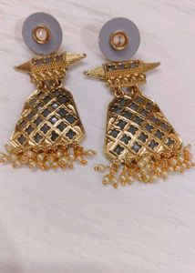 Primium Golden Touch Grey Colour With Moti Earings