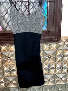 black partywear noodle strap padded dress