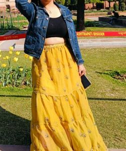 Long Beautiful Skirt Yellow 💛