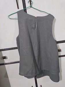 Sleeveless Layered Top