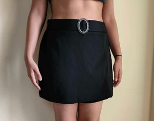 Chic Black Mini Skort