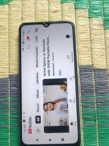 Ye Readmi A + Mobile Hai Bhot Ha Hi
