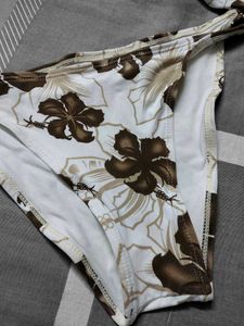 L Size Bikini