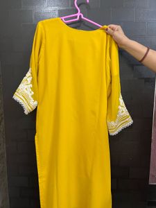 Mustard kurta set-heavy embroidery-only worn once
