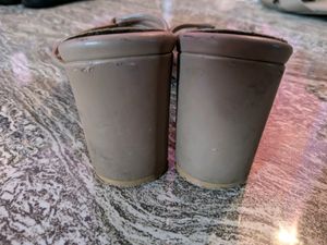 Faux Leather Tan Heels 👠