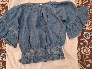 tiny girlTop with off shoulder