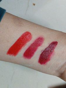 Kiss Beauty Lipsticks