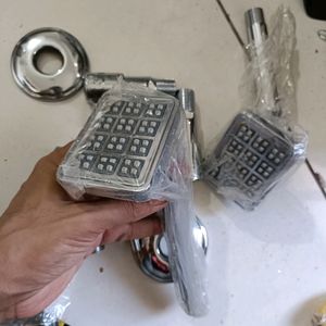 Bathroom fittings SanitaryWare Shower and