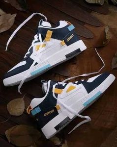 Asian Men's Casual Sneakers