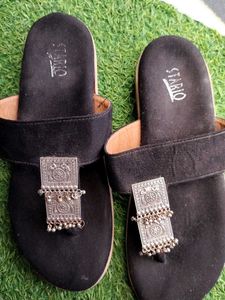 Stylish Toe Ring Flats