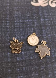 1 Bracelet Three Pendant 3 Chains