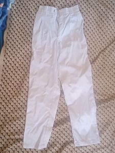 White pant for kids Under 8 year to 5 years