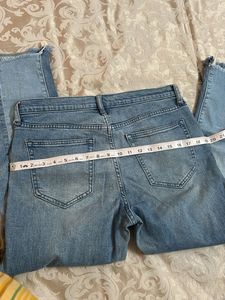 Gap Two-Tone Cropped Jeans