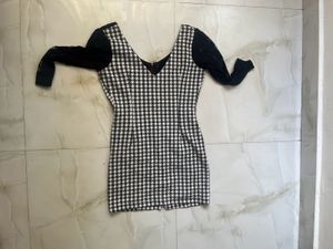 Houndstooth stretchable bodycon Mini Dress