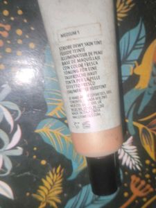 MAC Strobe Dewy Skin Tint