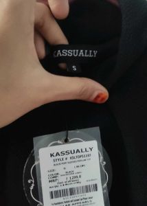 KASSUALY BLACK PEPLUM TOP