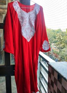 Tilla Embroidered Kashmiri Pheran