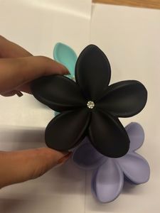 Flower Hair Claw Clips