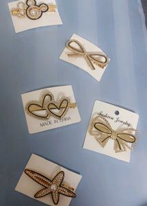 ✨️👀 Eye Catching Elegant Golden Hair Accessories
