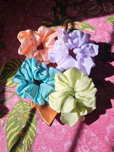 Colorful Scrunchie Set