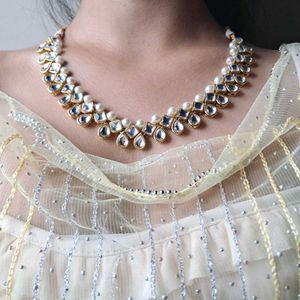 Elegant Kundan Necklace