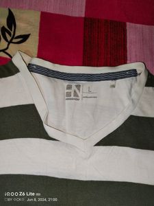 2 Tshirt L Size