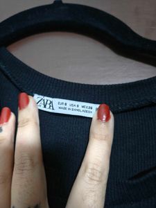 Black Sleeveless Dress