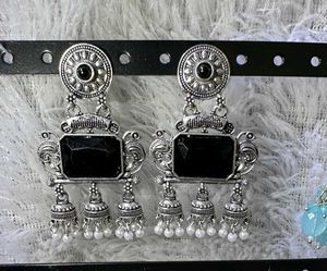 3 Pair Of Earings