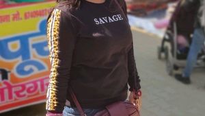 Sweat Shirt Look Top