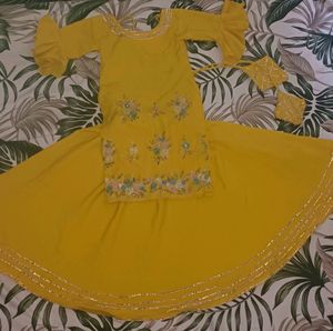 Lehnga Kurti Set With Dupatta