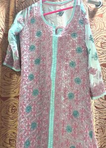 Lucknowi Chikankari Kurti