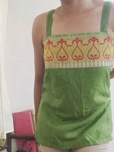 Olive Top