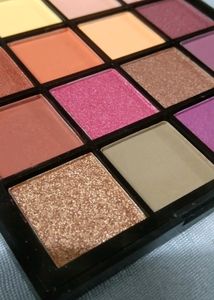 Eyeshadow Palette