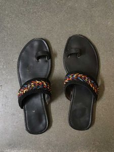 Women flat sandal