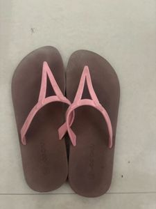 RICO CHUU Pink Thong Sandals