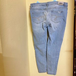 Blue Denim Ripped Jeans Ankle Length