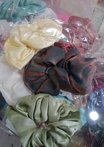 Colorful Scrunchie Set