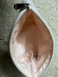 Dior Beauty Pouch!!