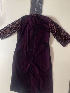 Velvet Kurti With Diamond Lace On Neck