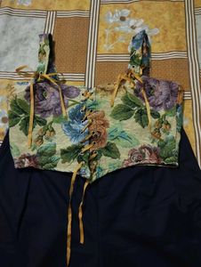 COMBO| Floral Corset Top &amp; Navy Palletted Pants