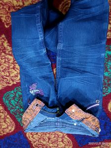 Girls Designer Jeans In Blue Colour